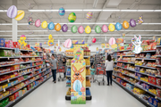 Easter Display Decoration Kit 32-Piece Retail Lifestyle